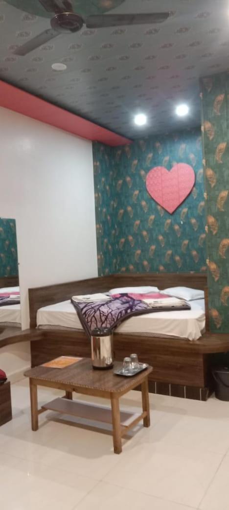 New Hotel Rajvihar Pachmarhi Ngoại thất bức ảnh